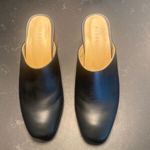 Nisolo All-Day Heeled Mule, Black, Size 7